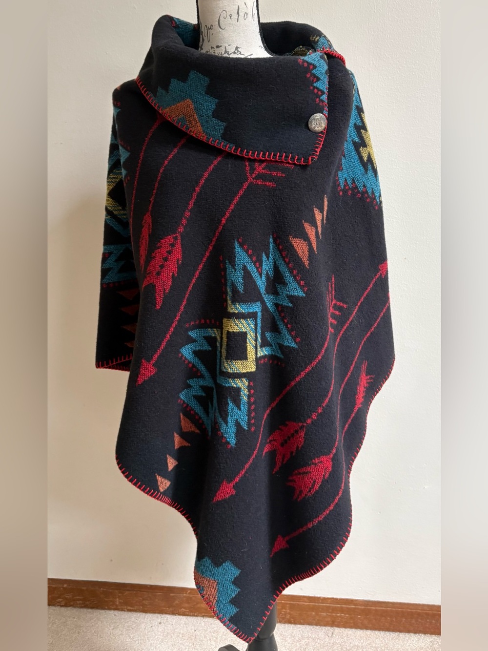 Rhonda Stark Black Aztec Patterned Women's Poncho